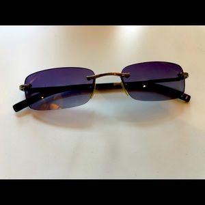 Burberry sunglasses with case